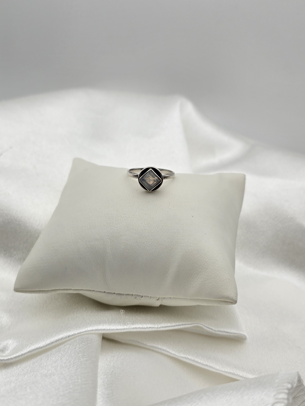 Sterling Silver 925 Circle For Square Labadorite Gemstone Ring